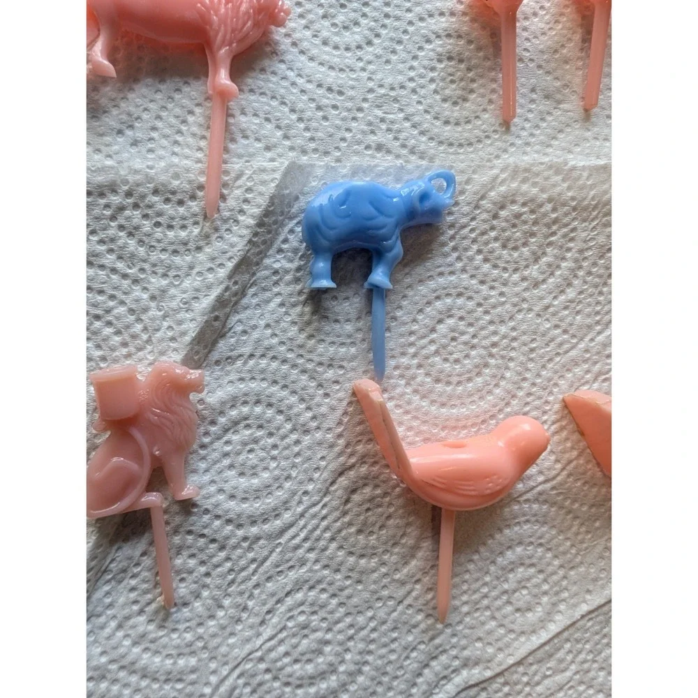 The Unbranded Brand lot 32
